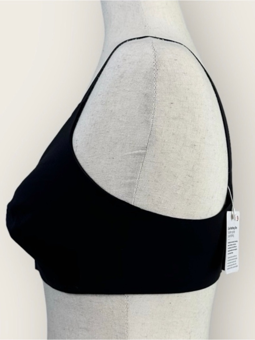 NWOT Lululemon Like Nothing Bra Black Wireless Seamless V-Neck Size 36B - Picture 3 of 9